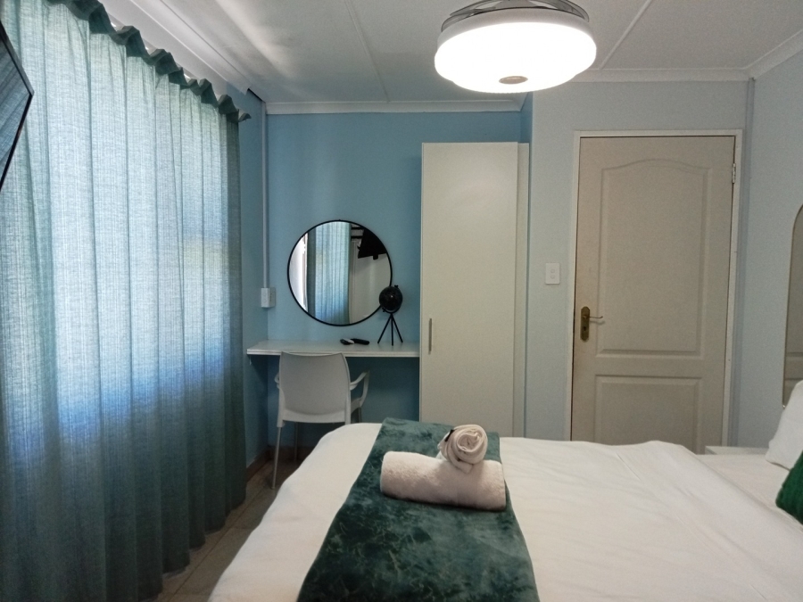 5 Bedroom Property for Sale in Siyakha Eastern Cape